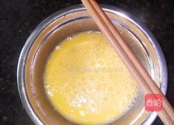 芝麻鸡蛋饼的做法图解3