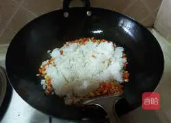 Egg Fried Rice Recipe Illustration 7