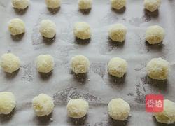 蛋白椰蓉球的做法图解10