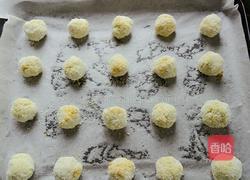 蛋白椰蓉球的做法图解12