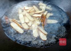 香干炒腊肉的做法图解3