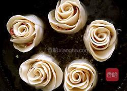 玫瑰花煎饺的做法图解11