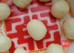 枣泥花环面包的做法图解5