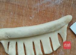 枣泥花环面包的做法图解9