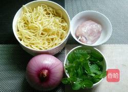 肉丁薄荷凉面的做法图解1