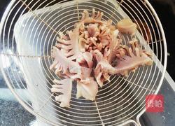 西芹炒鸭胗的做法图解5