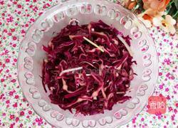 凉拌紫甘蓝的做法图解9