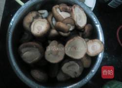 鸡翅根炖香菇的做法图解4