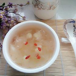 百合银耳莲子羹的做法[图]