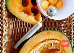 哈密瓜酸奶冰沙的做法图解2