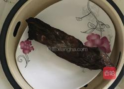 红辣椒炒腊牛肉的做法图解2