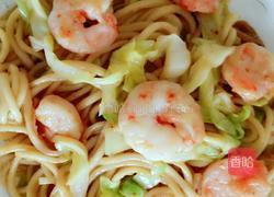虾仁卷心菜炒面的做法图解11