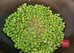 毛豆炒鸡丁的做法图解7