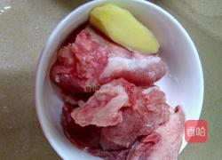 龙骨香菇汤的做法图解1