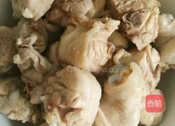 香菇炖鸡腿的做法图解4