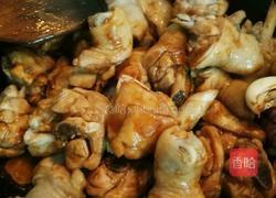 香菇炖鸡腿的做法图解7