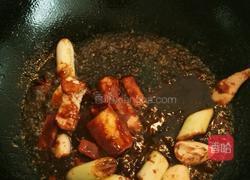 香菇炖鸡腿的做法图解6