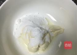 蔓越莓椰丝乳酪球的做法图解2