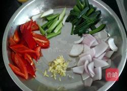 彩椒洋葱炒猪肝的做法图解3