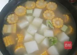 清炖冬瓜玉米排骨的做法图解5
