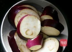 蒜泥拌蒸茄的做法图解3