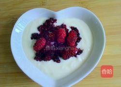 桑葚果酱酸奶的做法图解5