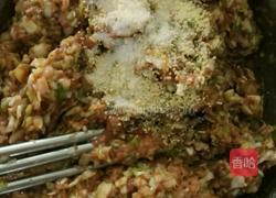 猪肉卷心菜馅饼的做法图解9