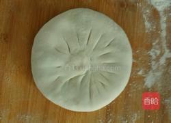 猪肉卷心菜馅饼的做法图解14