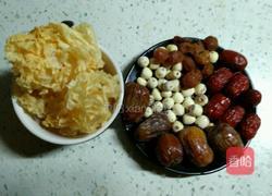 银耳莲子红枣甜汤的做法图解1