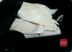 凉拌猪皮冻的做法图解2