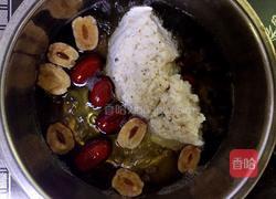 甜酒煮鸡蛋的做法图解2