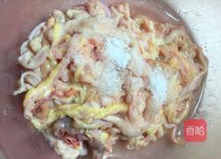 蚝油炒鸡肠的做法图解1