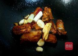 土豆烧排骨的做法图解9