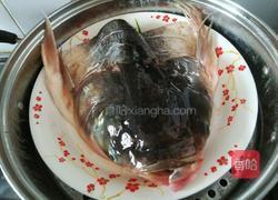 清蒸鱼头的做法图解1