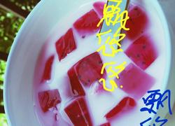 火龙果白凉粉果冻牛奶