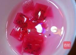 火龙果白凉粉果冻牛奶的做法图解2