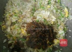 白菜鸡蛋炒饭的做法图解7