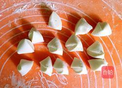 太阳花蒸饺的做法图解3