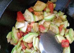 炒西葫芦的做法图解2