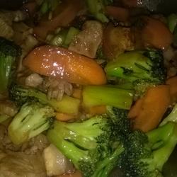 猪肉炒西兰花的做法[图]