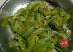 耗油苦瓜的做法图解5