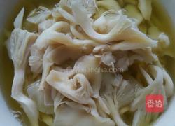 煮鸡油菌的做法图解5