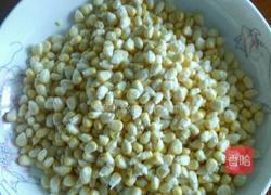 玉米汁稀饭的做法图解1