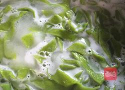 油泼菠菜面的做法图解5