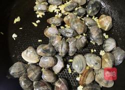 蛤蜊罗勒意面的做法图解5