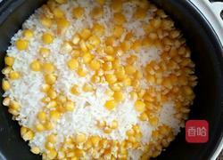 大米蒸玉米粒的做法图解6