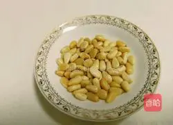 Illustration of how to make pine nut milk-flavored corn cakes 2