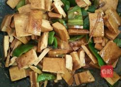 辣椒炒豆干的做法图解4