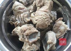 蒜豉香菇蒸排骨的做法图解1