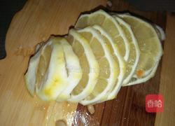 柠檬蜂蜜水的做法图解2